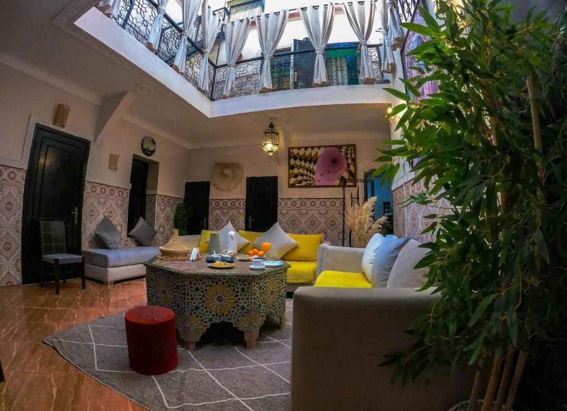 Riad Msholidays Jacuzzi Privatise Marrakech Маракеш Екстериор снимка