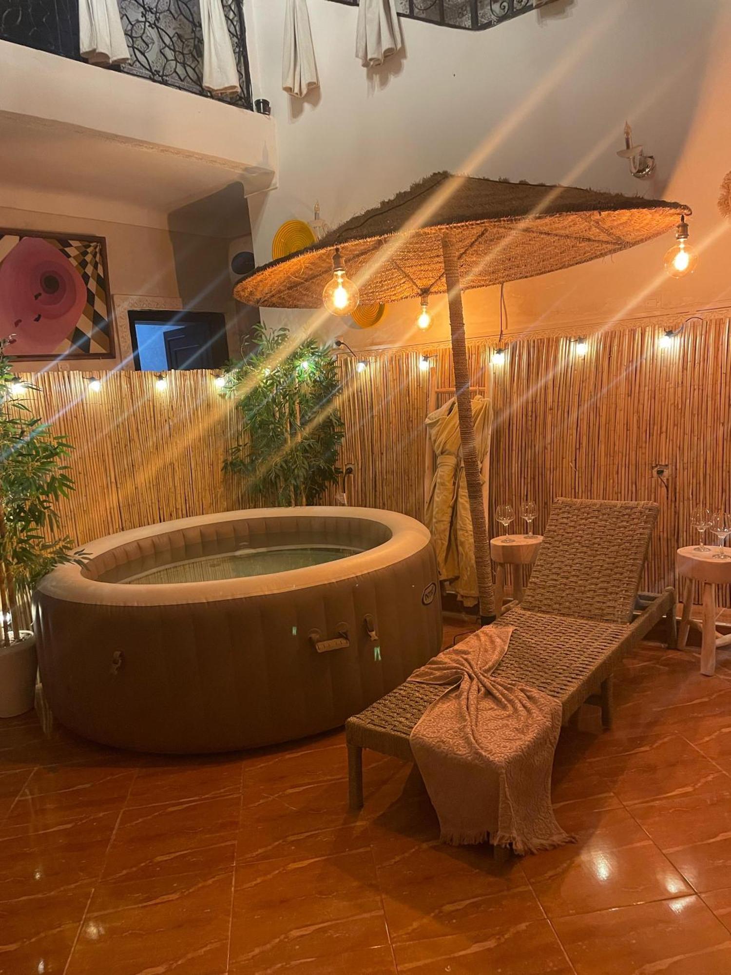 Riad Msholidays Jacuzzi Privatise Marrakech Маракеш Екстериор снимка
