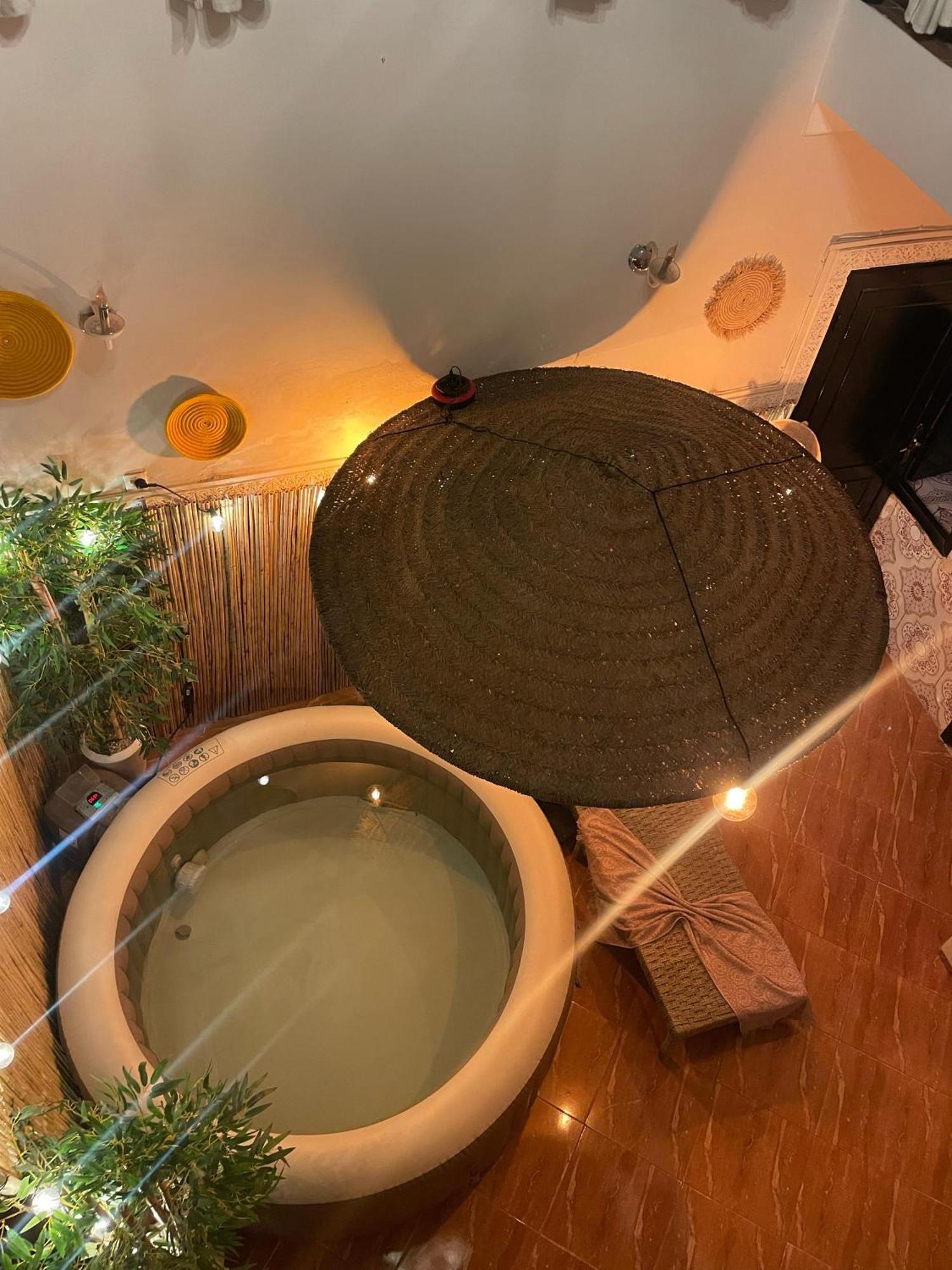Riad Msholidays Jacuzzi Privatise Marrakech Маракеш Екстериор снимка