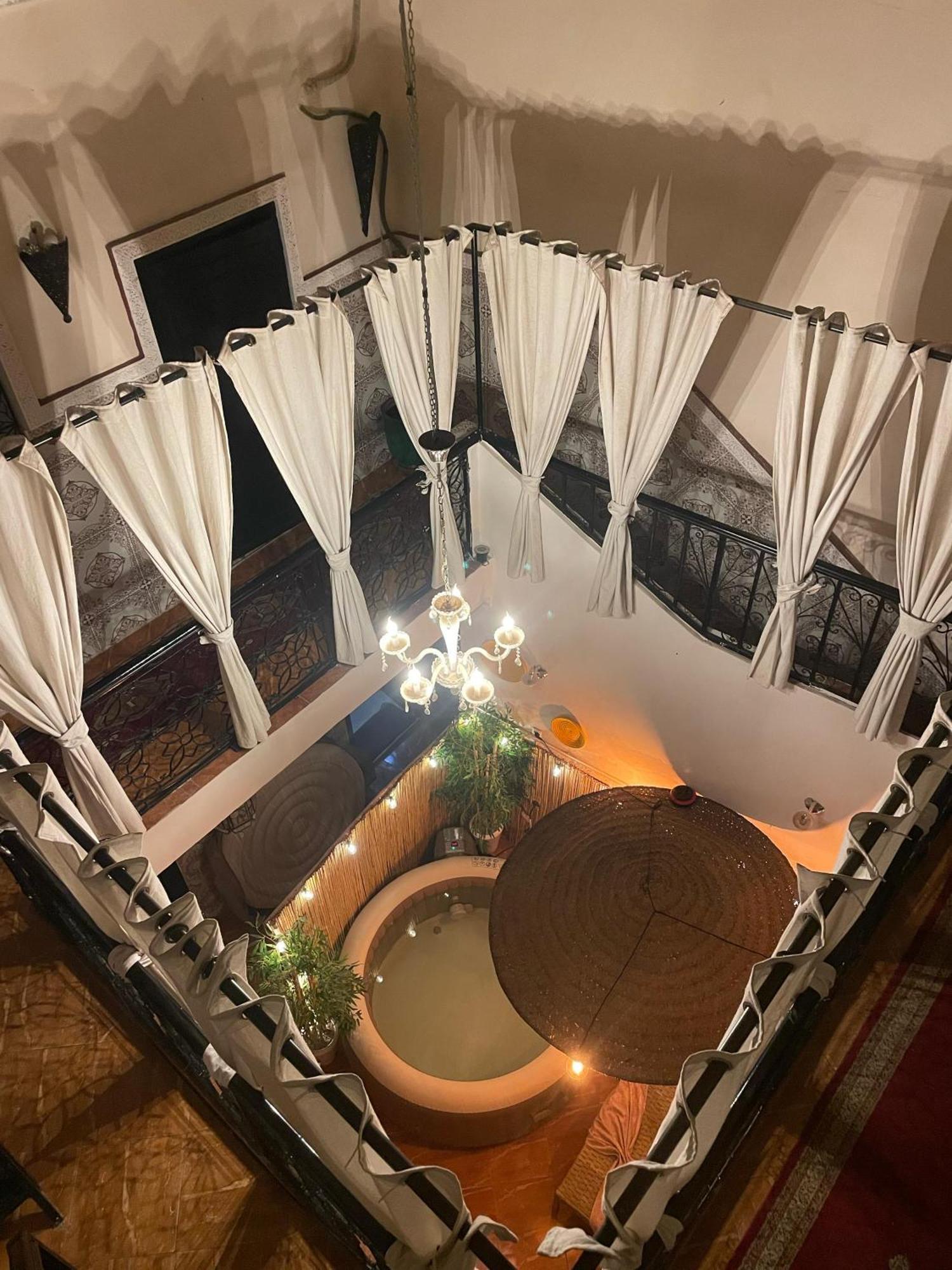 Riad Msholidays Jacuzzi Privatise Marrakech Маракеш Екстериор снимка